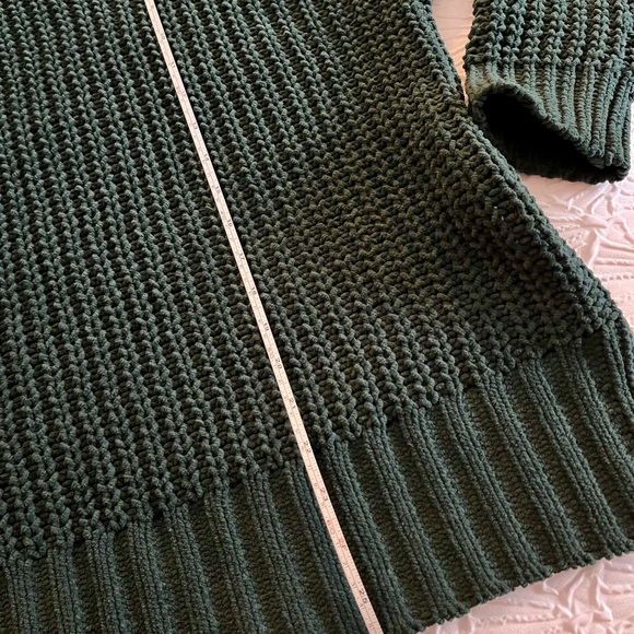 NWT American Eagle Outfitters Forest Green Crew Neck Sweater Size M - Picture 6 of 7